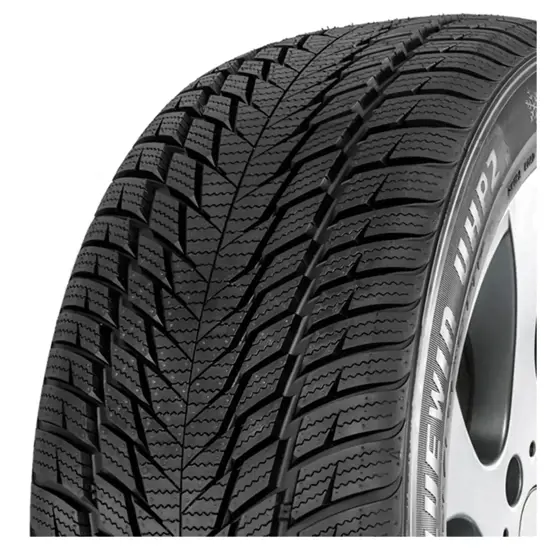 Tires 95V Bluewin 2 UHP Superia 235/40 R18