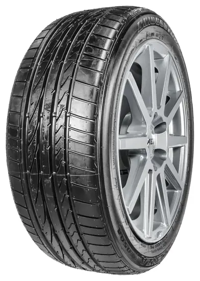 Bridgestone 235 40 R19 96Y Potenza RE 050 A XL Lexus LHD 15130365