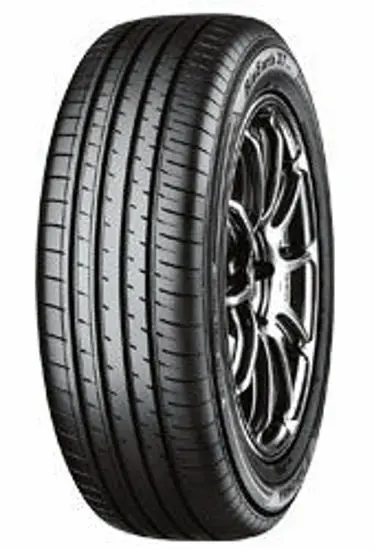 Yokohama 225 60 R18 100H BluEarth XT AE61 15363925